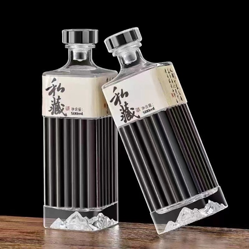 晶白料玻璃酒瓶 晶白料玻璃酒瓶